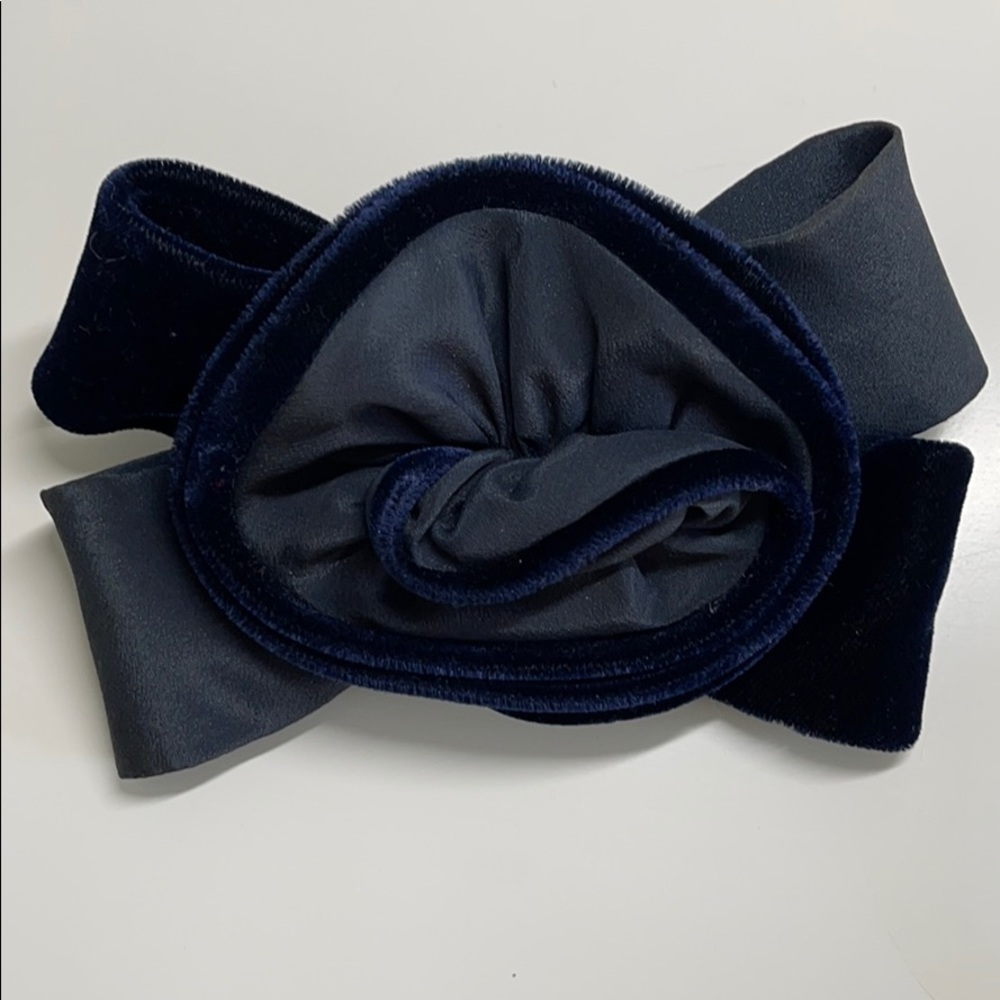 Alexandre de Paris Bow Clip